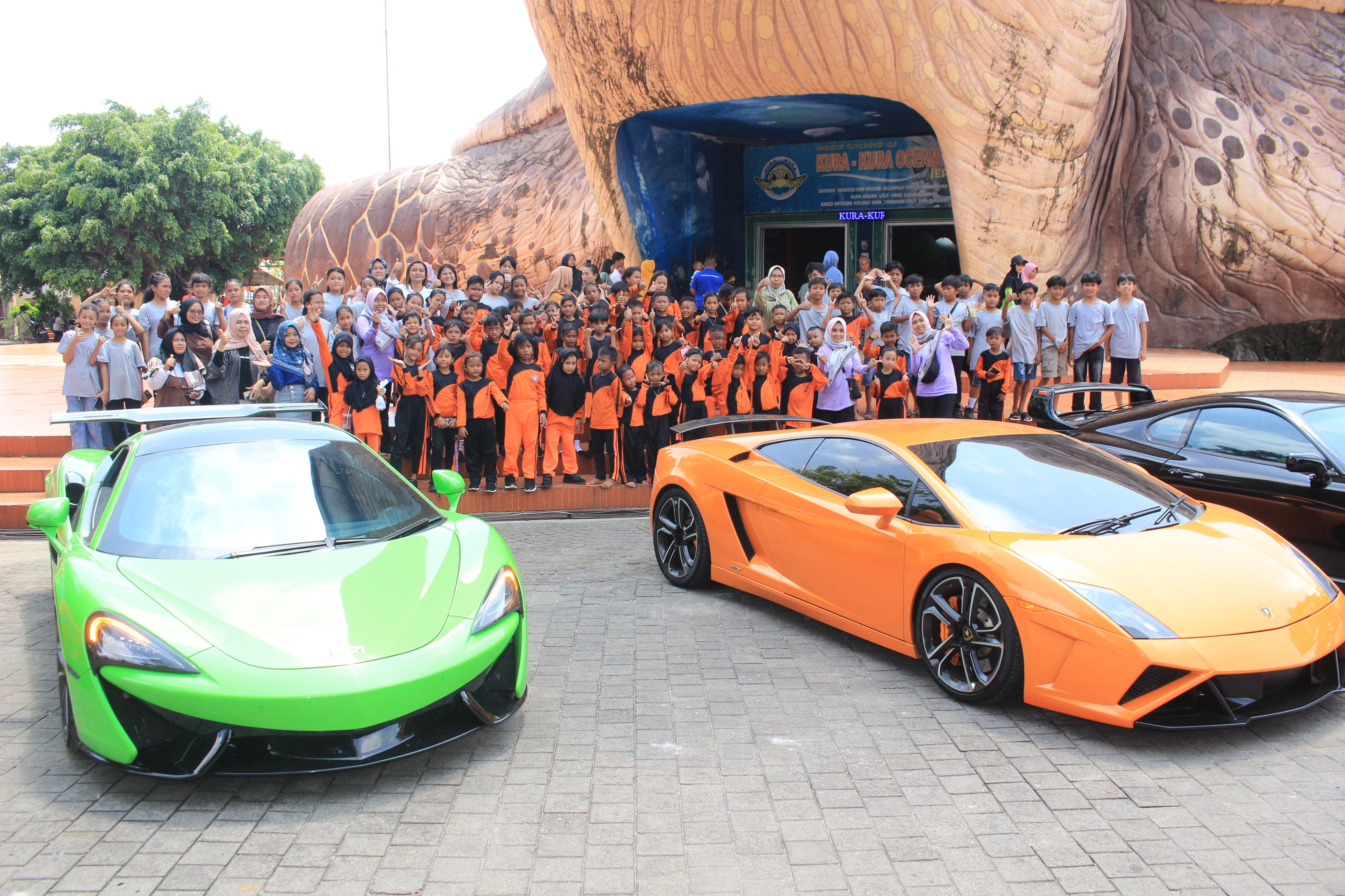 Outing Class ke Museum Kartini